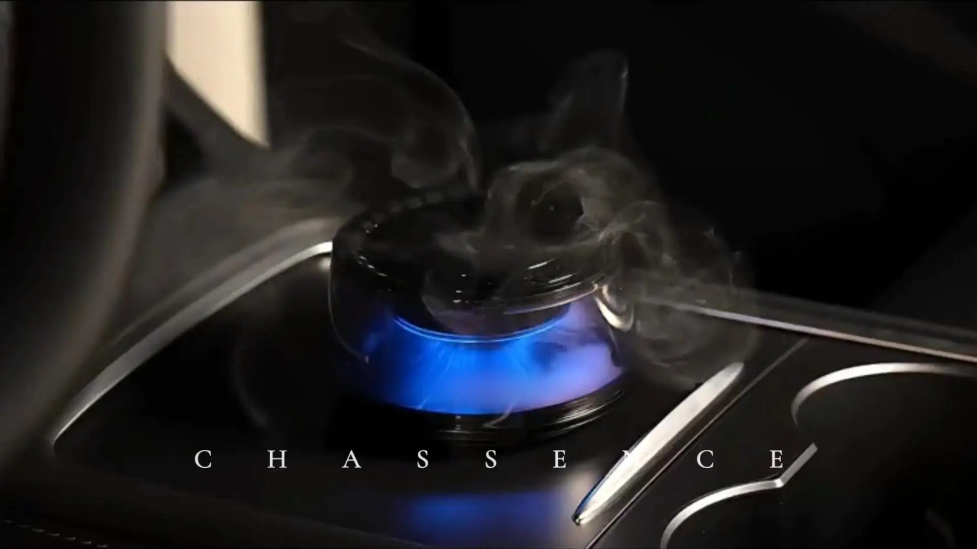 Load video: CHASSENCE Car diffuser intro video